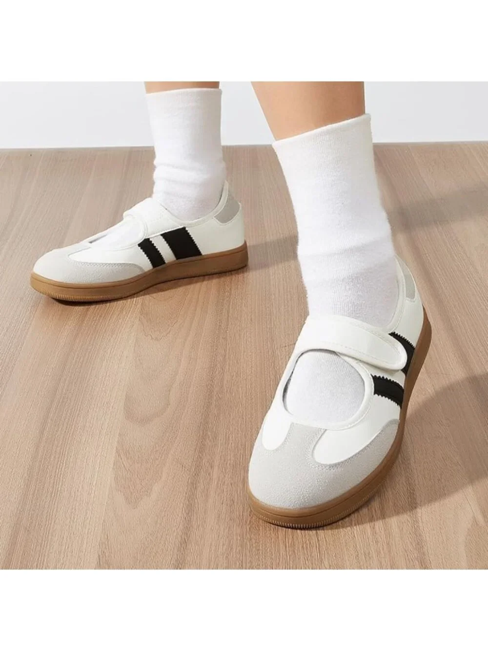 Stylish Women's Slip-On Retro Sneakers - Soft Sole Casual Loafers & Skate Shoes